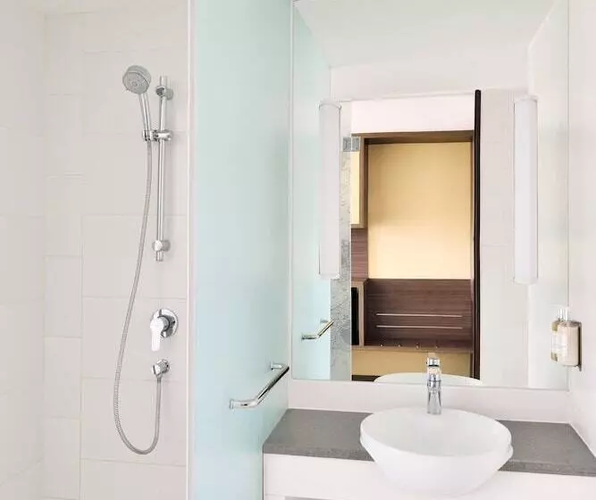 ホテル Fairfield By Marriott Ahmedabad