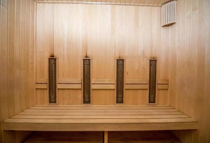 هتل Petneházy Apart