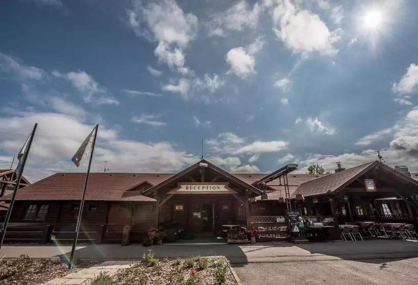 هتل Petneházy Apart