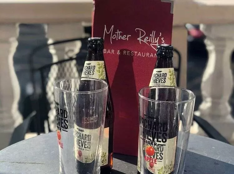 בית מלון כפרי Uppercross House