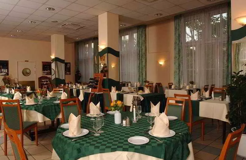 Hunguest Hotel Platanus