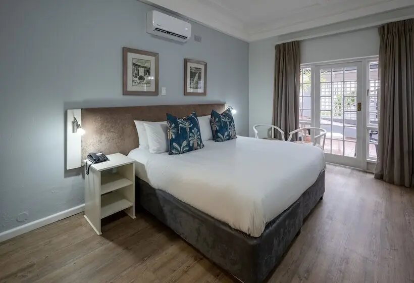 ホテル Anew Resort Wilderness Garden Route