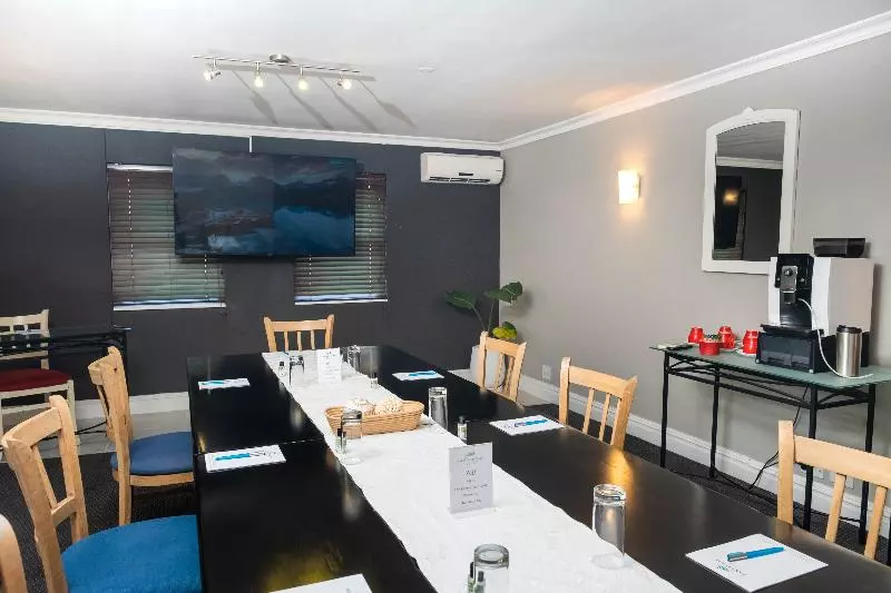 The Bantry Aparthotel By Totalstay