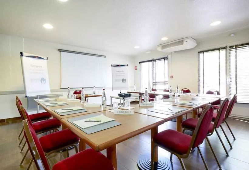 Отель Campanile Béthune Fouquières Les Béthune