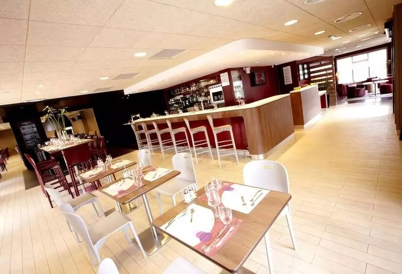 酒店 Campanile Gueret