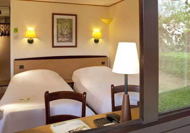 ホテル Campanile Lourdes