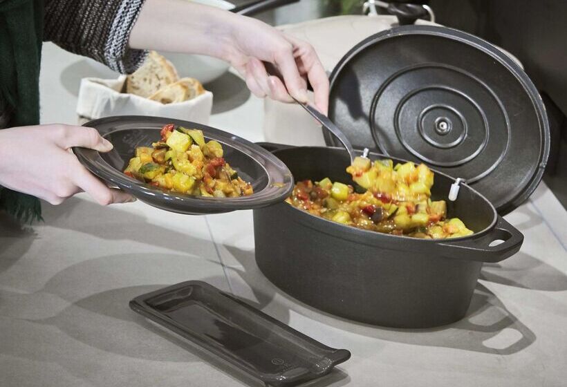 هتل Campanile Saint Germain En Laye