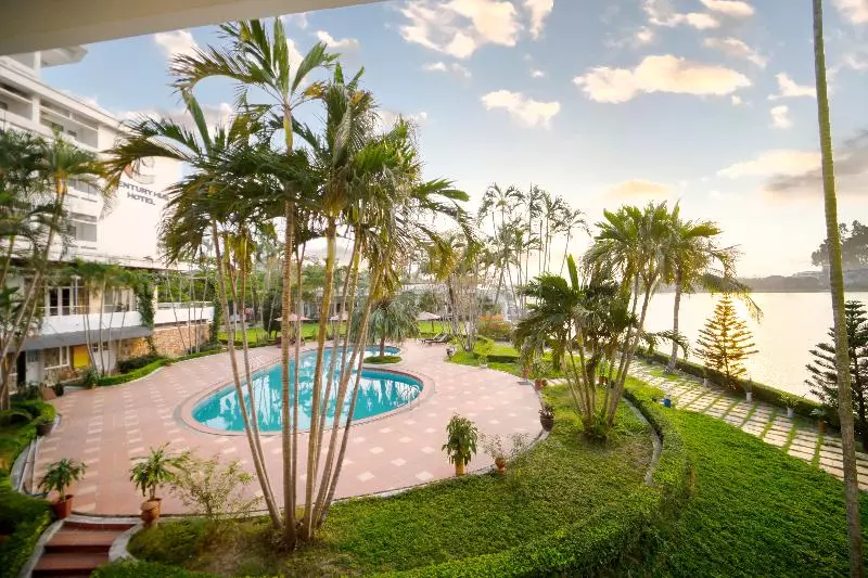 Century Riverside Hotel Hue