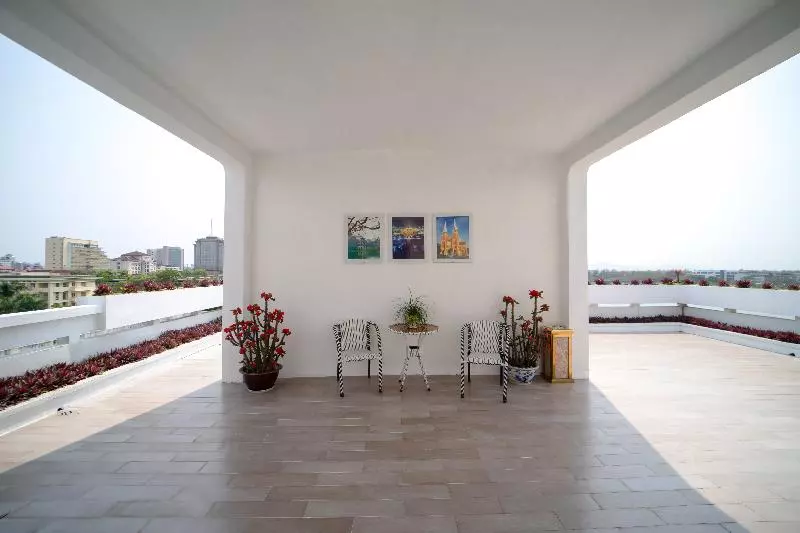 Century Riverside Hotel Hue