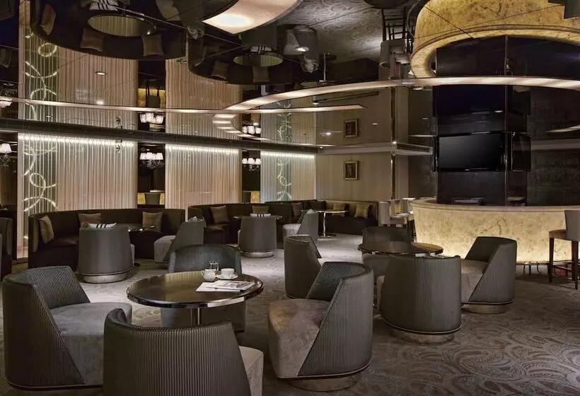 هتل Kaohsiung Chateau De Chine