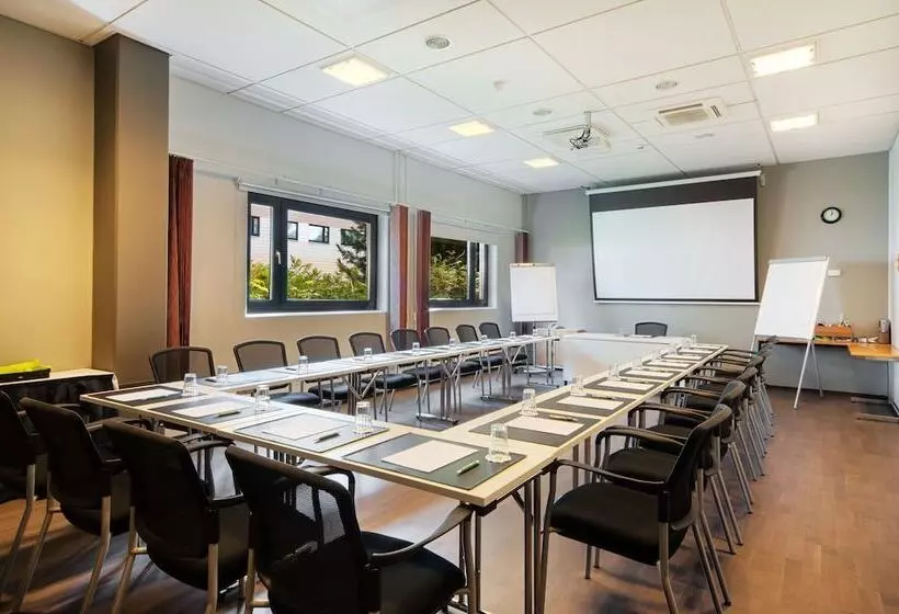 Hotel Holiday Inn Helsinki Vantaa Airport, An Ihg