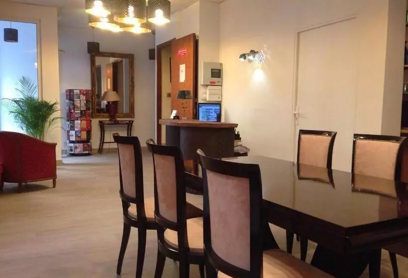 ホテル Hôtel De Cabourg