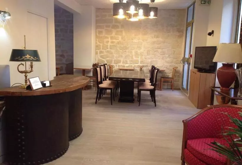 ホテル Hôtel De Cabourg