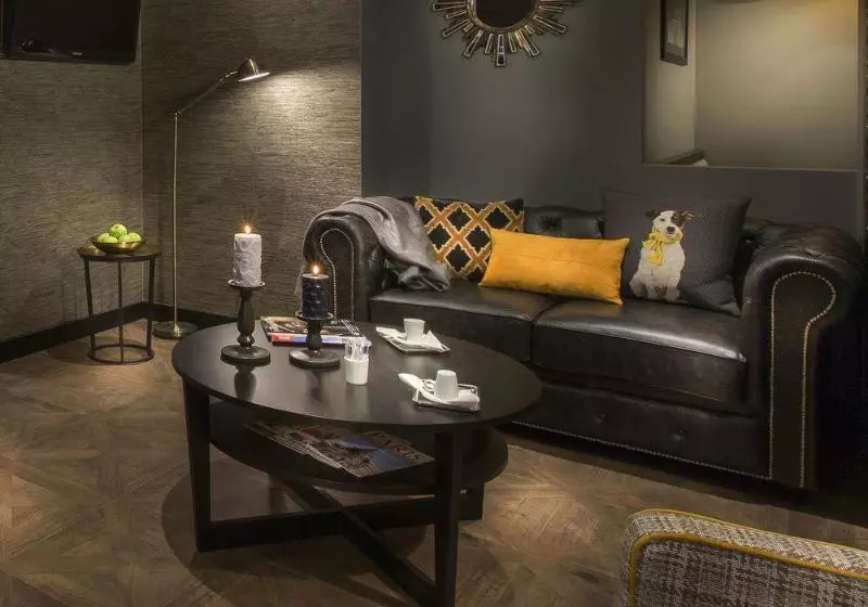 ホテル Hôtel International Paris