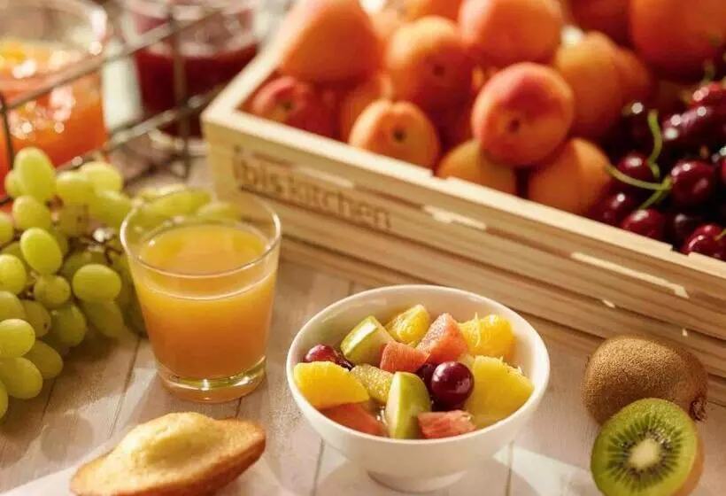 Отель Ibis Site Du Futuroscope