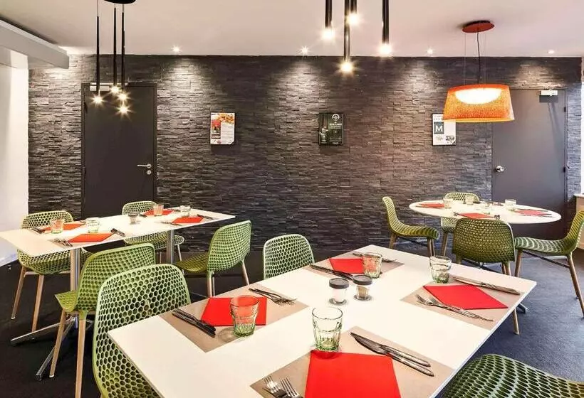 Отель Ibis Site Du Futuroscope