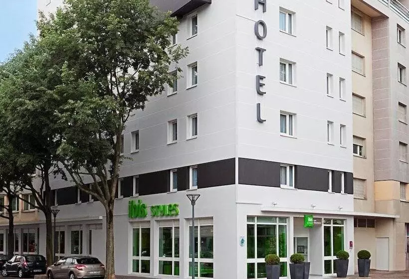 酒店 Ibis Styles Lyon Villeurbanne Parc De La Tête D Or