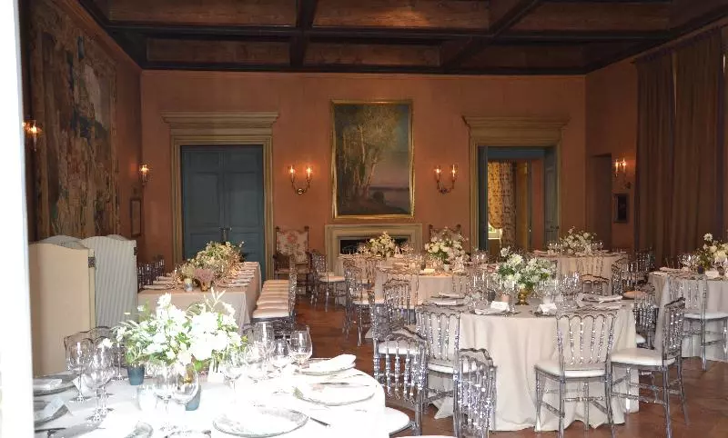 Отель La Mirande