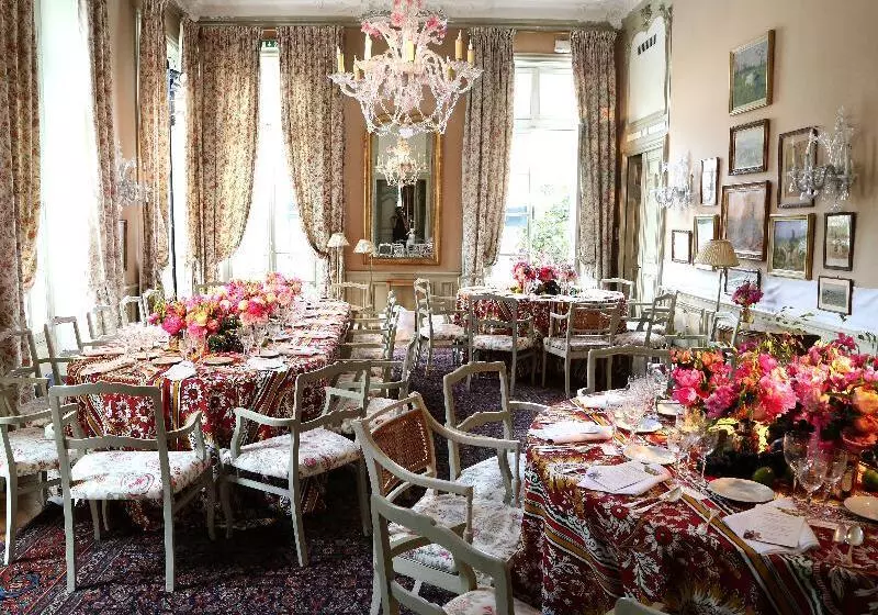 Отель La Mirande