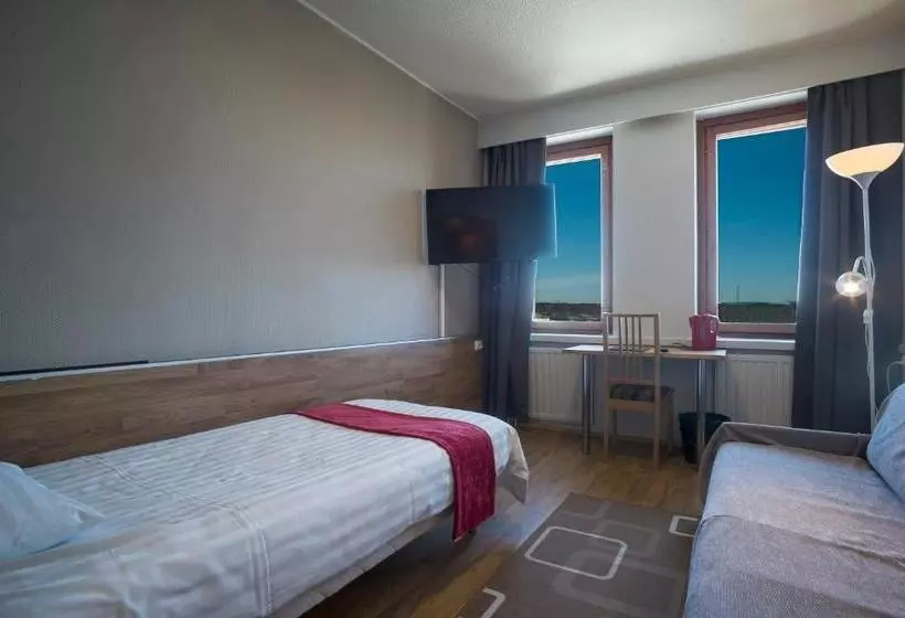 בית מלון כפרי Palomestari