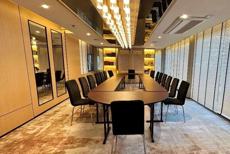 Hotelli Ramada By Wyndham Bangkok Sukhumvit 11