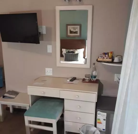 Отель The Wilderness