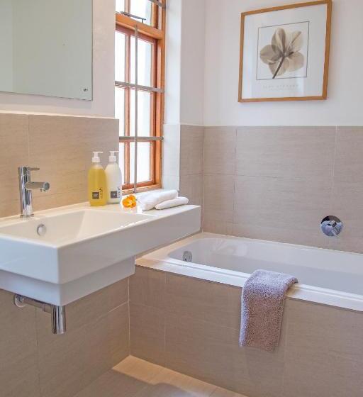 فندق Willowbrook Country House