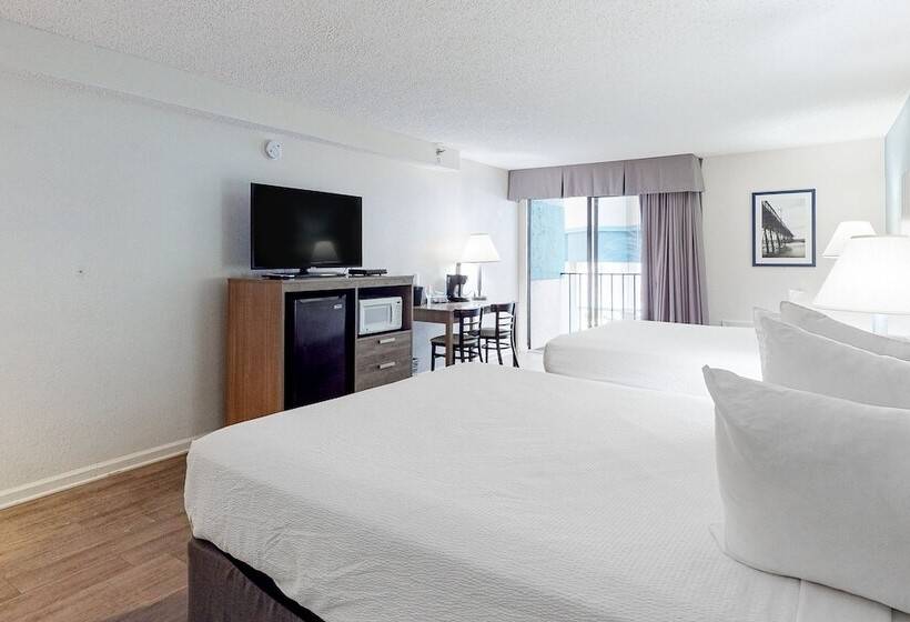 Hotel Carolinian Beach Resort