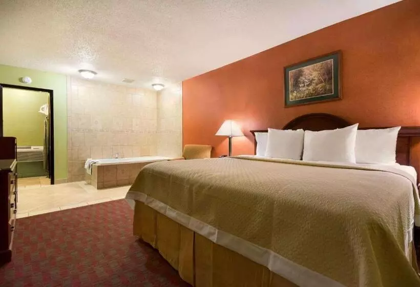 هتل Days Inn By Wyndham Jacksonville Nc