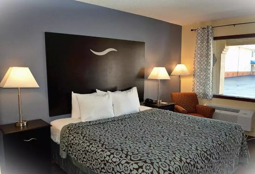 هتل Days Inn By Wyndham Jacksonville Nc