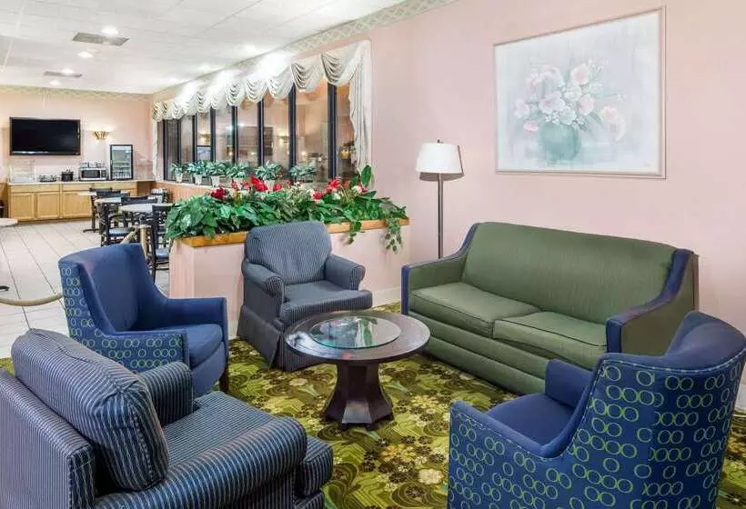 酒店 Days Inn By Wyndham Walterboro