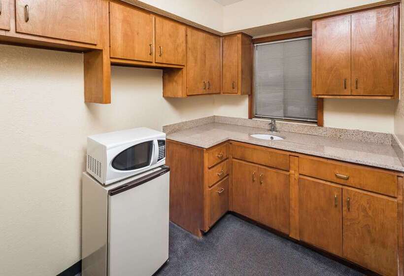 ホテル Days Inn By Wyndham Walterboro