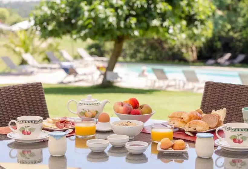 ホテル Hôtel Laminak, The Originals Relais