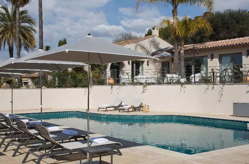호텔 La Bastide De Biot