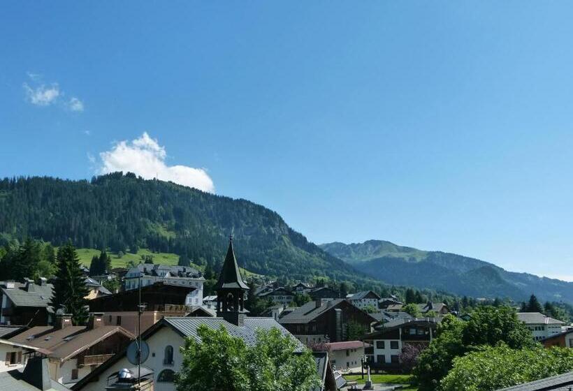 בית מלון כפרי Mont Blanc Megeve