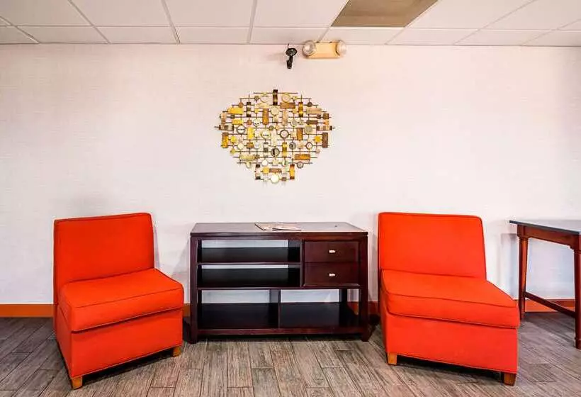 酒店 Quality Inn & Suites