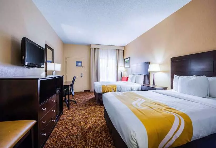 酒店 Quality Inn & Suites
