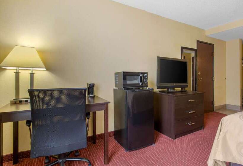 Отель Quality Inn Williamston