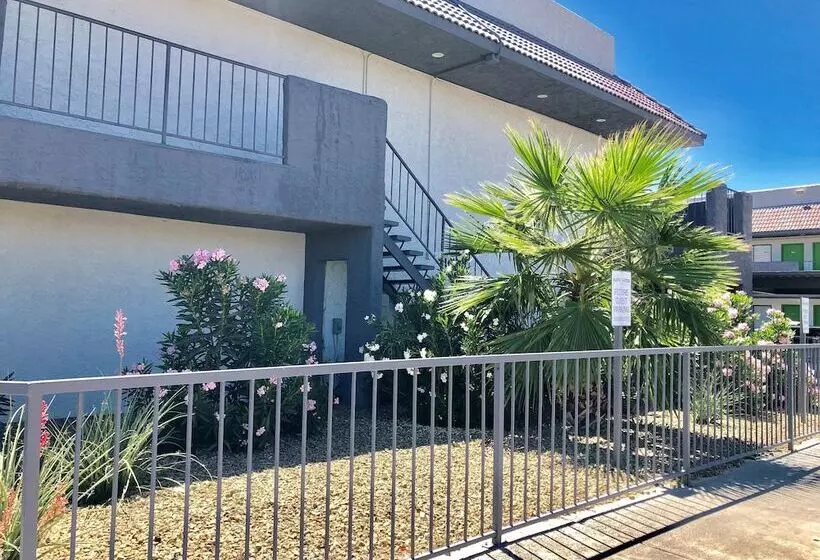 酒店 Siegel Slots And Suites