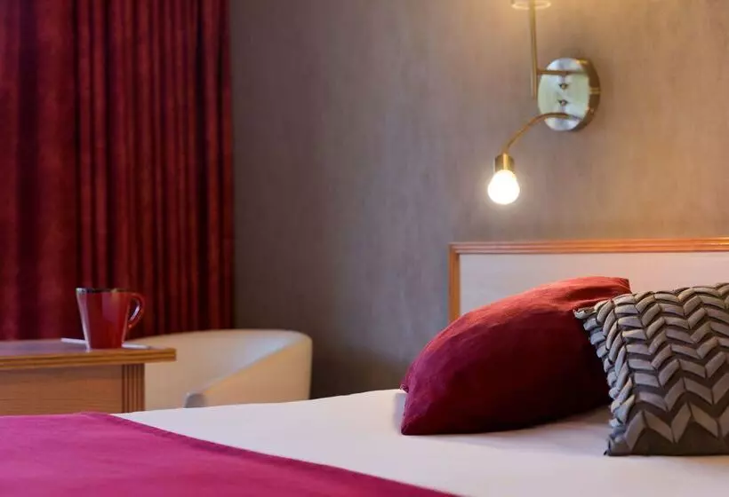 Logis Hotel Arc En Ciel