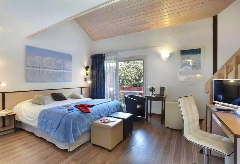 Logis Hotel Arc En Ciel