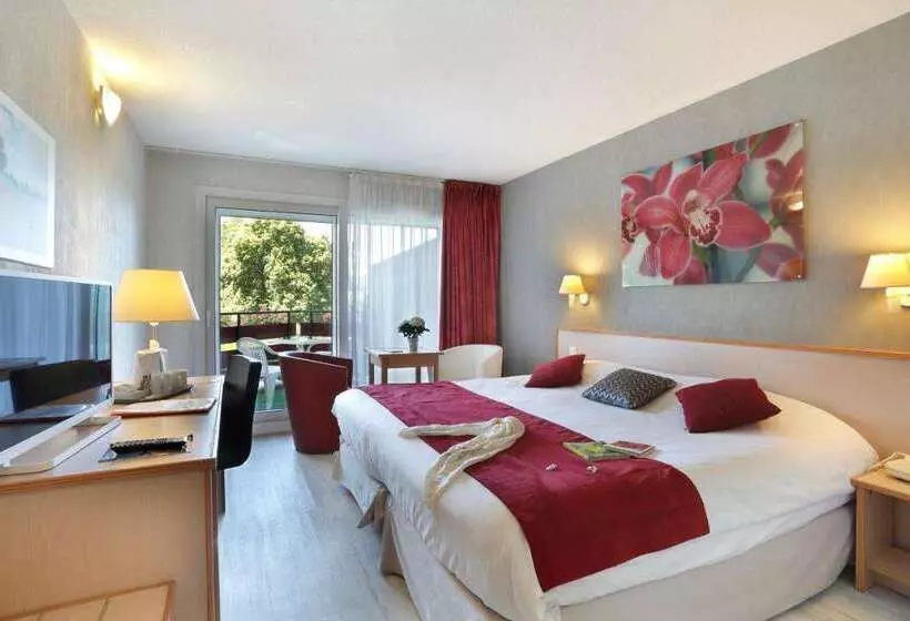 Logis Hotel Arc En Ciel