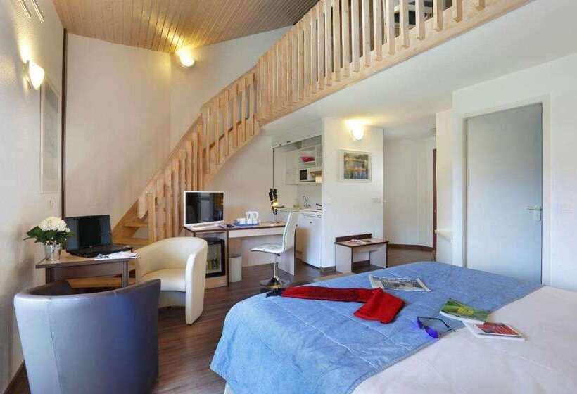 Logis Hotel Arc En Ciel