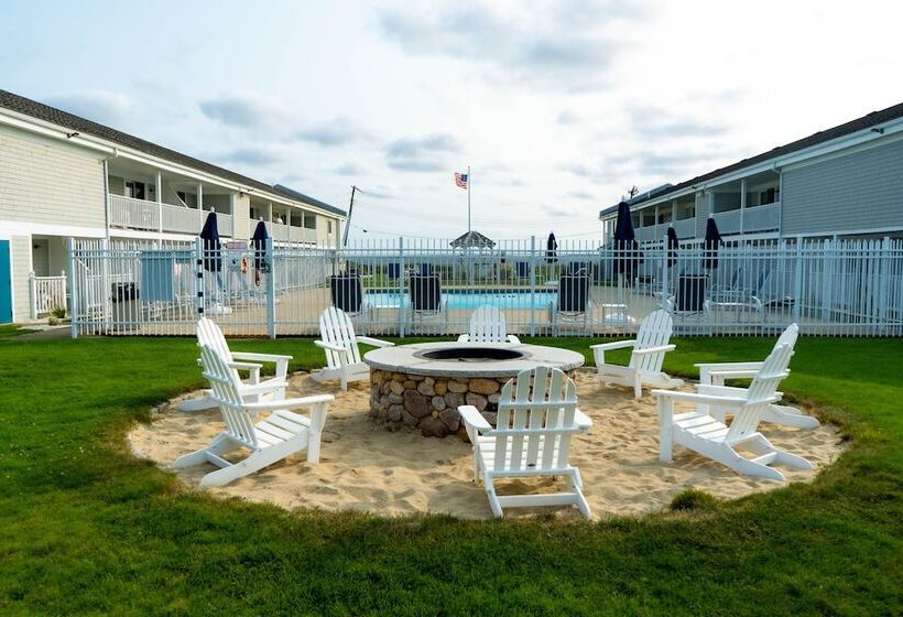 Innseason Resorts Surfside