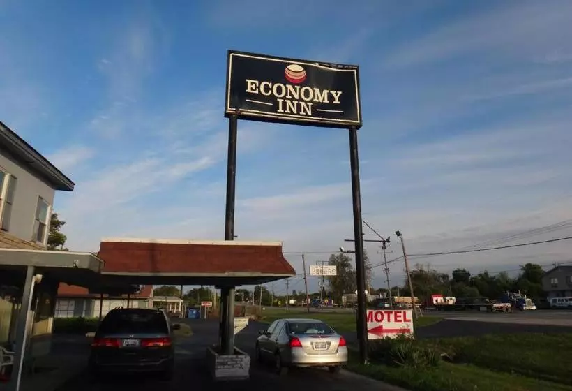 Мотель Economy Inn  Granite City
