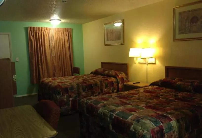 Мотель Economy Inn  Granite City