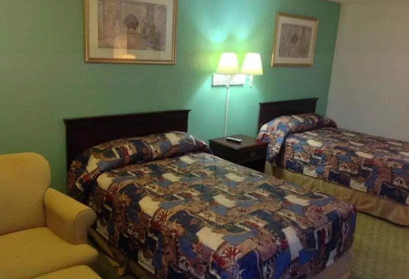 Мотель Economy Inn  Granite City