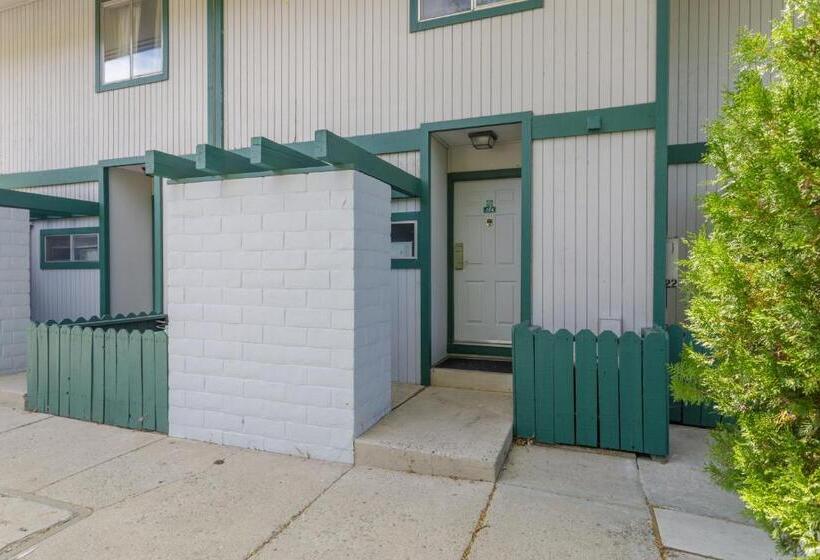 Thunderbird Resort Club