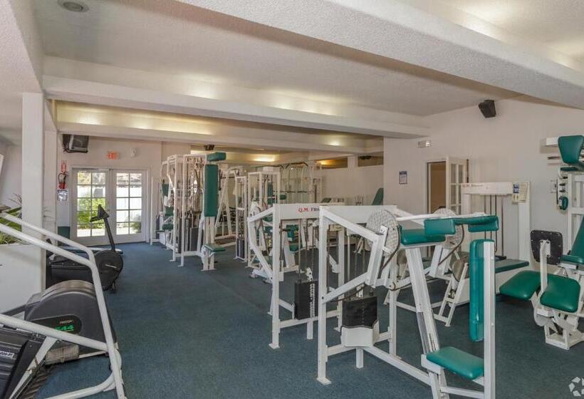 Thunderbird Resort Club