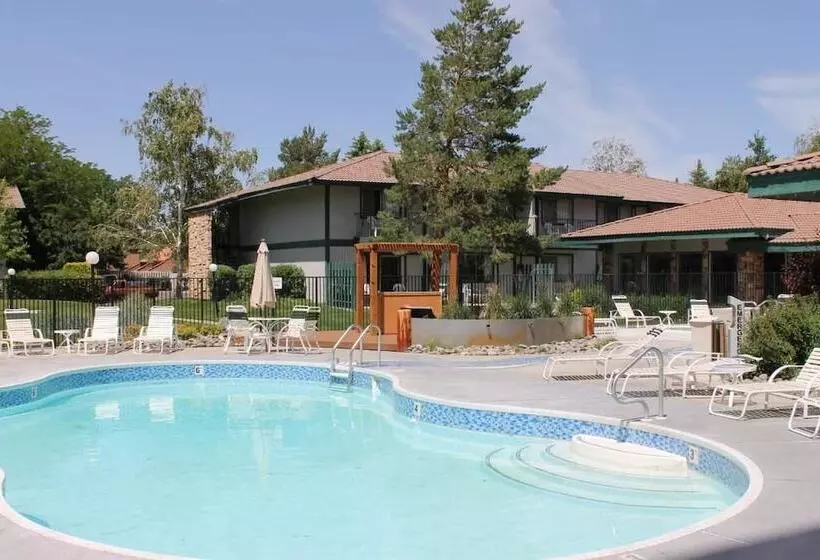 Thunderbird Resort Club